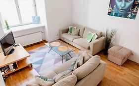 Old Town Main Square Apartment With Sauna